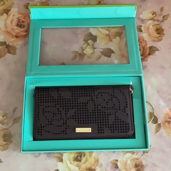 Kate Spade Perforated Wallet ♠️ - Picture 2 of 11
